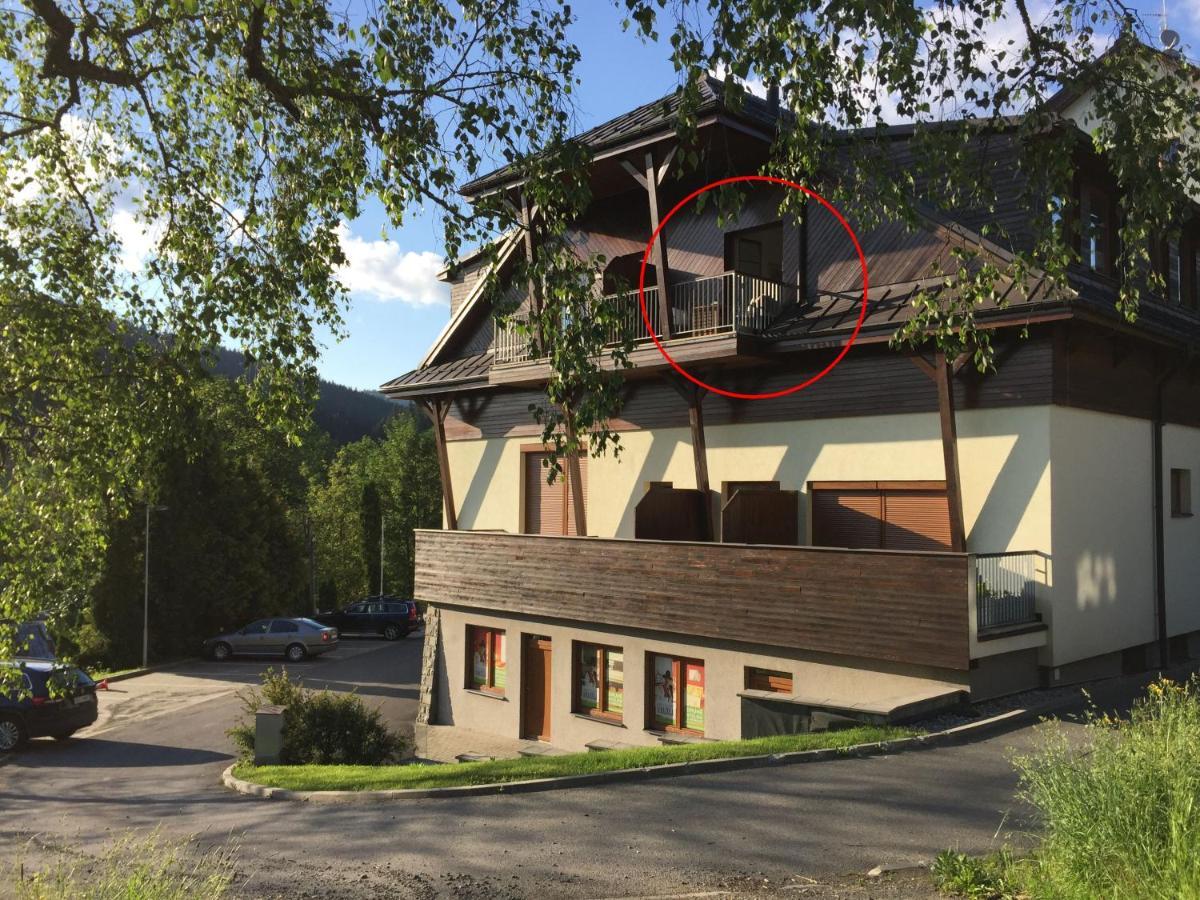 Apartman U Sjezdovky Velké Karlovice Екстериор снимка